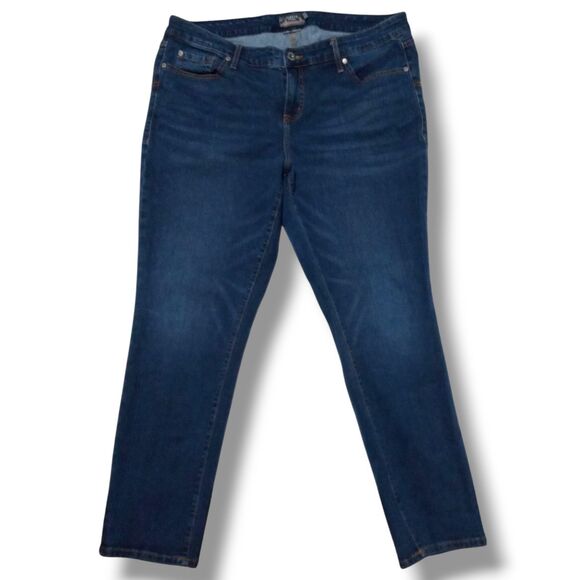 Torrid Boyfriend Straight Jeans-Size 16-Vintage Stretch-Mid Rise-Classic-Casual - Picture 2 of 9